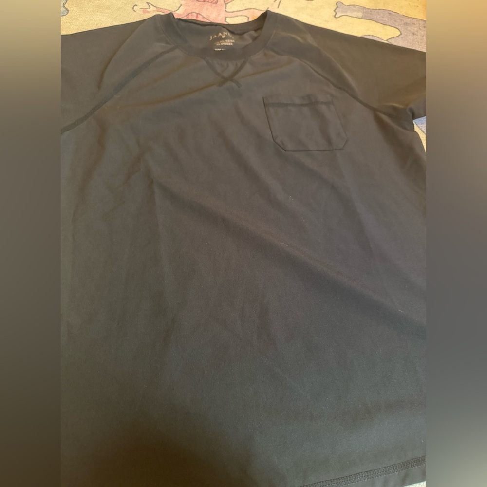 Scrub tee